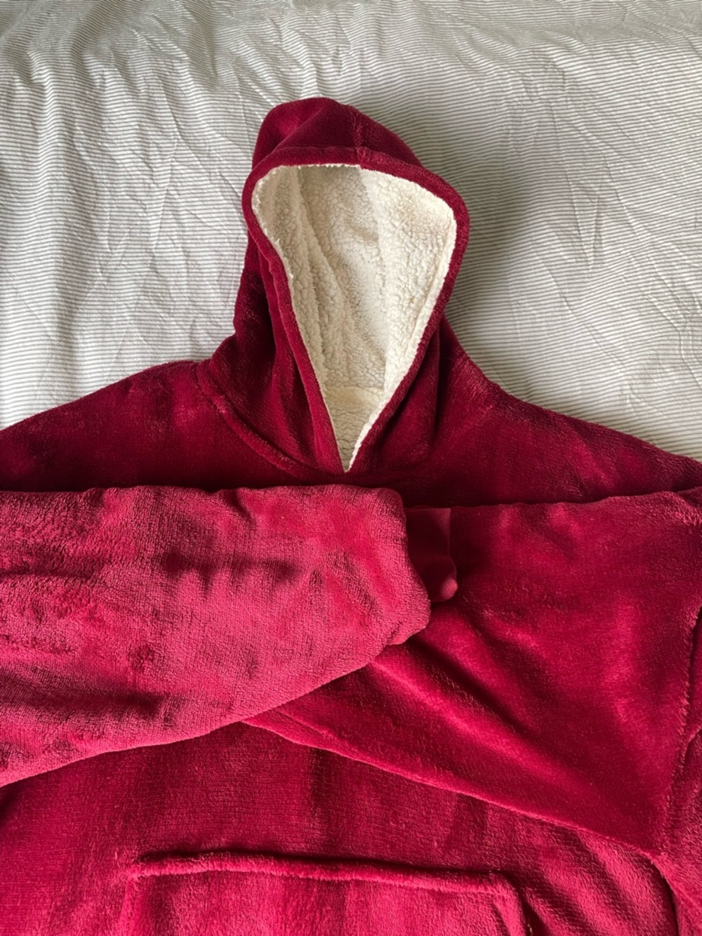 Huggle Oversized Sherpa Blanket Sweater